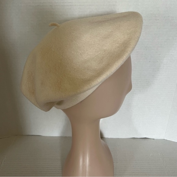 Betmar New York Vintage Ivory 100% Pure New Wool Beret Classic Chic Hat - Picture 4 of 9